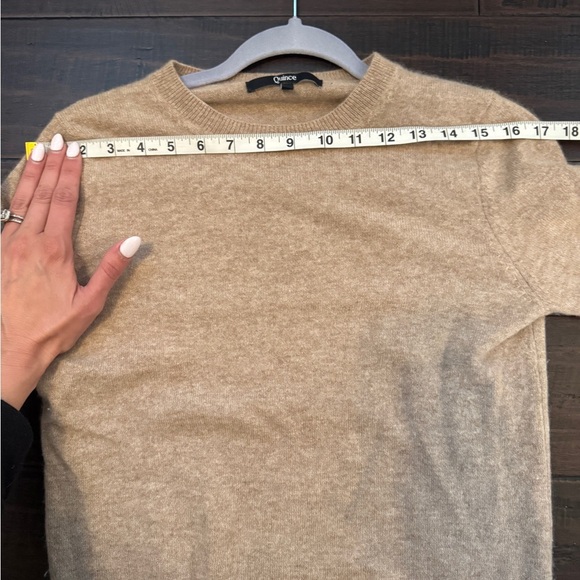Quince 100% cashmere camel quiet  luxury crew neck sweater size S - Picture 6 of 12